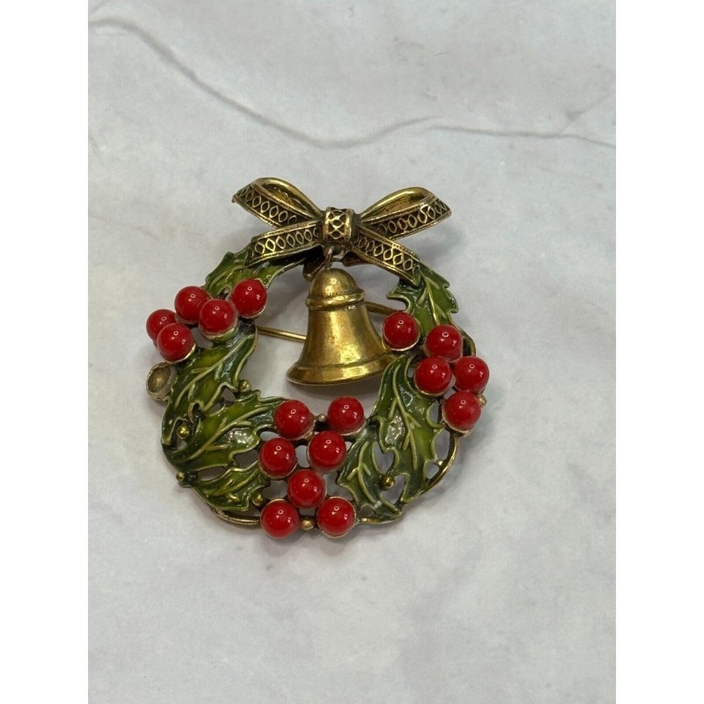 Vintage Weiss Enamel Wreath Golden Bell Christamas Brooch - Picture 2 of 7